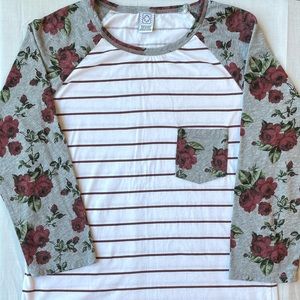 Empyre flower designed baseball style top